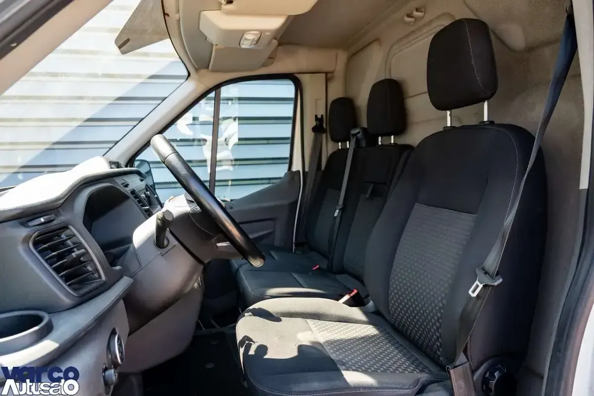 Usata Ford Transit 131 CV (96 kW) 2021 Bianco Furgone