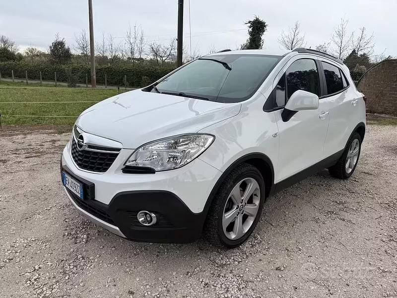 Usata Opel Mokka Cosmo 131 CV (96 kW) 2014 Bianco SUV