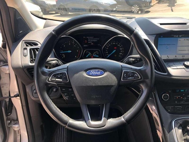 Usata Ford Kuga Titanium S 120 CV (88 kW) 2018 Polvere di luna SUV