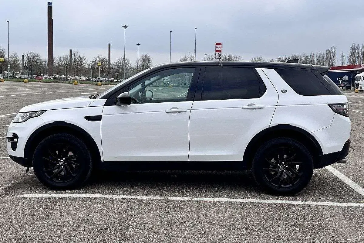 Usata Land Rover Discovery Sport SE 150 CV (110 kW) 2019 Bianco SUV