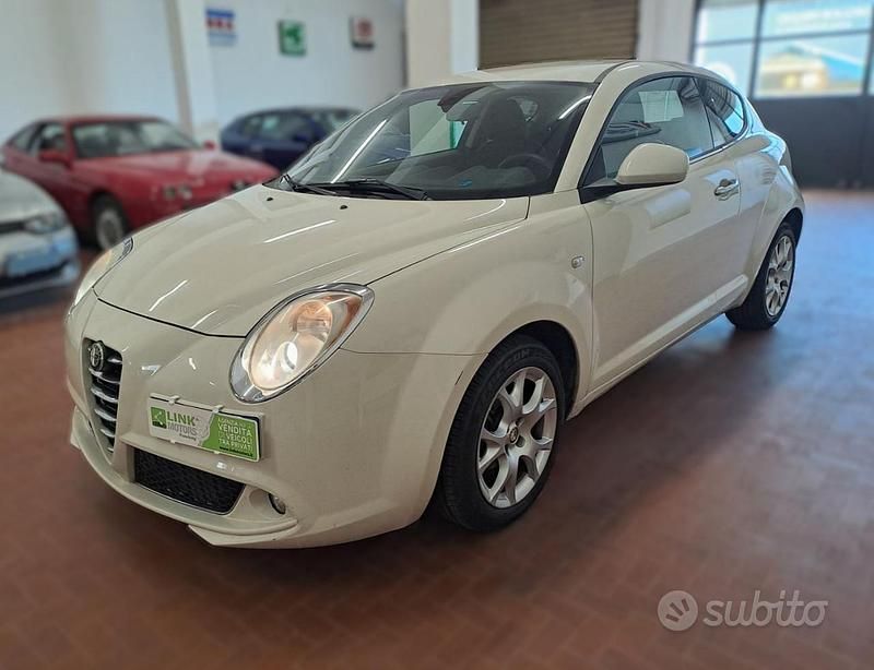 Bianco Usata 2010 Alfa Romeo MiTo Distinctive Due volumi | 4500 € (Buon prezzo) - Immagine 1/4