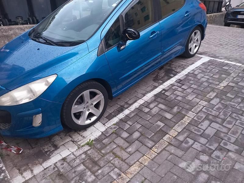 Usata Peugeot 308 2007 Blu Utilitaria