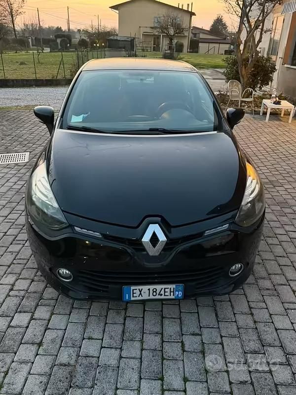 Usata Renault Clio IV 75 CV (55 kW) 2014 Nero Berlina