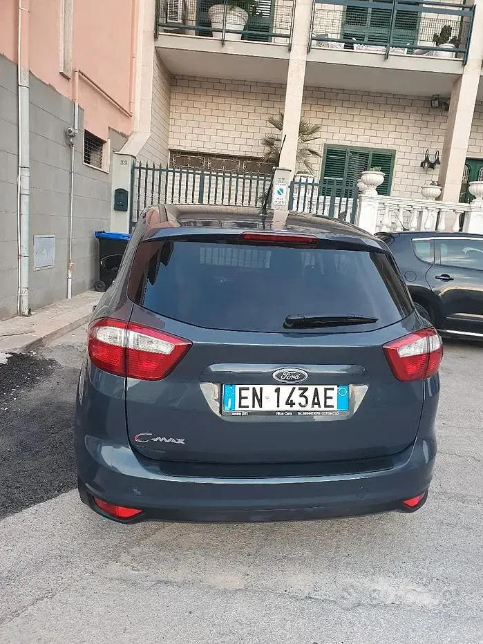 Usata Ford C-MAX Titanium 115 CV (84 kW) 2012 Monovolume