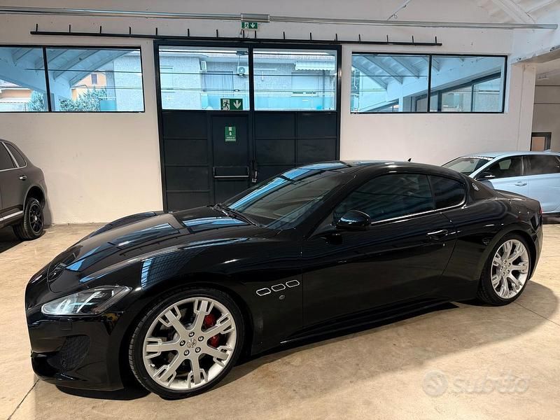 Usata Maserati Granturismo 460 CV (338 kW) 2013 Nero Coupé