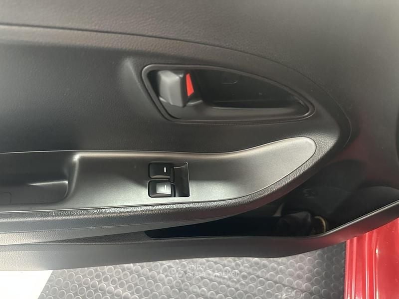 Usata Kia Picanto 68 CV (50 kW) 2016 Rosso Utilitaria