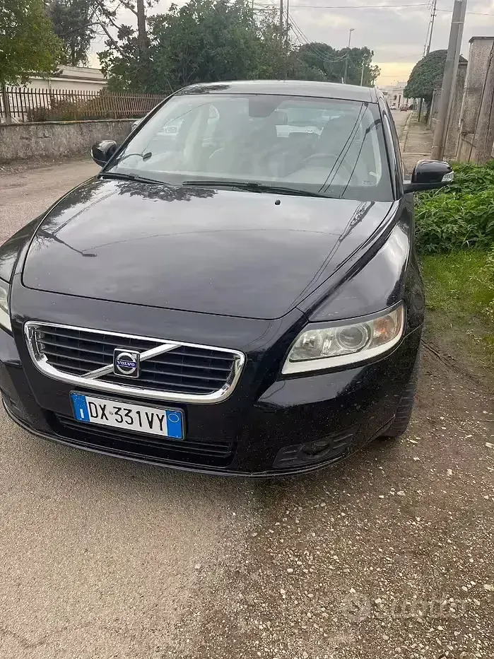 Usata Volvo V50 136 CV (100 kW) 2009 Nero Station wagon