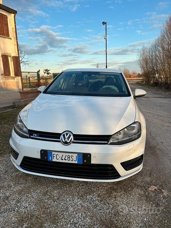 Usata VW Golf VII 150 CV (110 kW) 2013 Bianco Utilitaria
