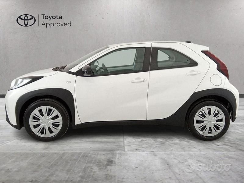 Usata Toyota Aygo X Active 72 CV (52 kW) 2024 Bianco SUV