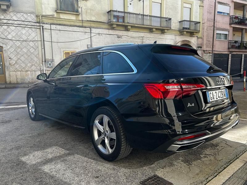 Usata Audi A4 Advanced 136 CV (100 kW) 2020 Nero Station wagon