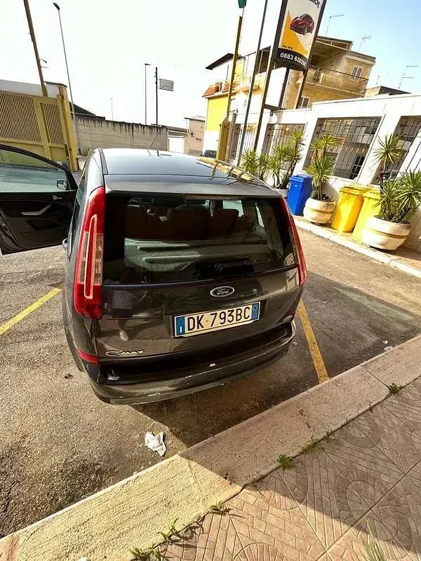 Usata Ford C-MAX Titanium 109 CV (80 kW) 2008 Monovolume
