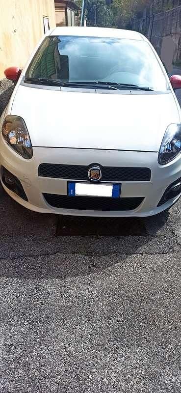 Usata Abarth Grande Punto Esseesse 180 CV (132 kW) 2009 Bianco Utilitaria
