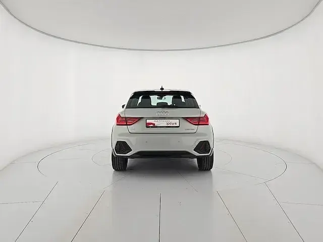 Usata Audi A1 Ambiente 110 CV (80 kW) 2024 Argento SUV