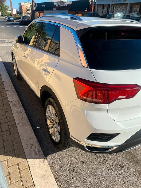 Usata VW T-Roc 150 CV (110 kW) 2020 Bianco SUV