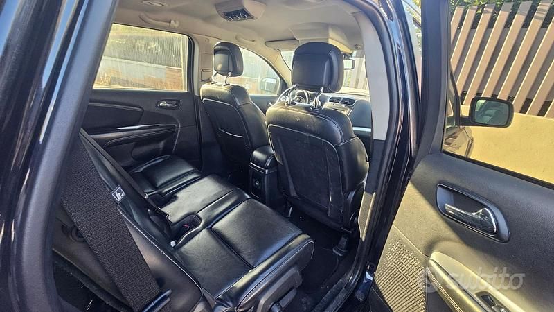 Usata Fiat Freemont 140 CV (102 kW) 2011 Blu SUV