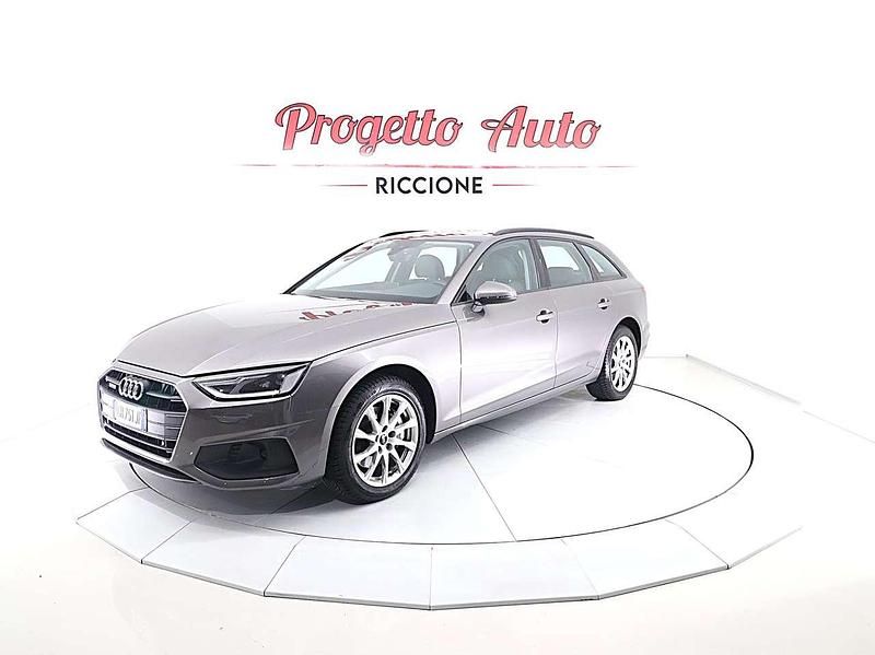 Usata Audi A4 Ambiente 204 CV (150 kW) 2021 Grigio terra met. Station wagon