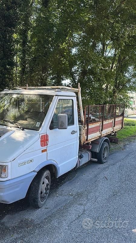 Usata Iveco Daily 75 CV (55 kW) 1993 Cabrio