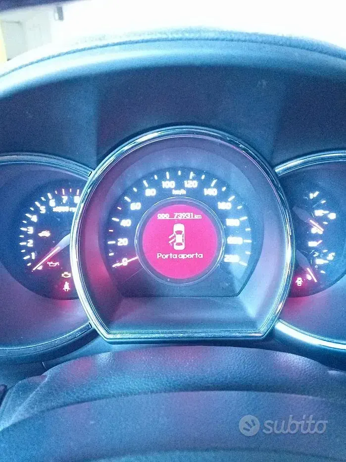 Usata Kia Rio 85 CV (62 kW) 2016 Nero Utilitaria