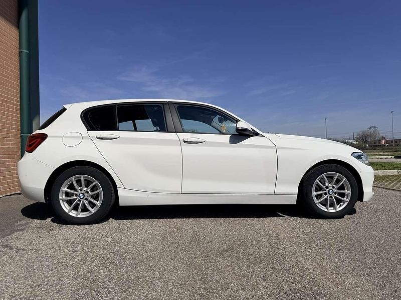 Usata BMW 120 Advantage 190 CV (139 kW) 2016 Bianco Utilitaria