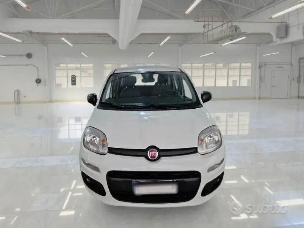 Usata Fiat Panda Easy 84 CV (61 kW) 2018 Bianco Utilitaria