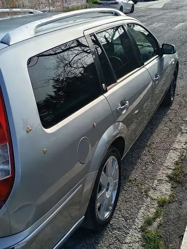 Usata Ford Mondeo 155 CV (114 kW) 2006 Argento Station wagon
