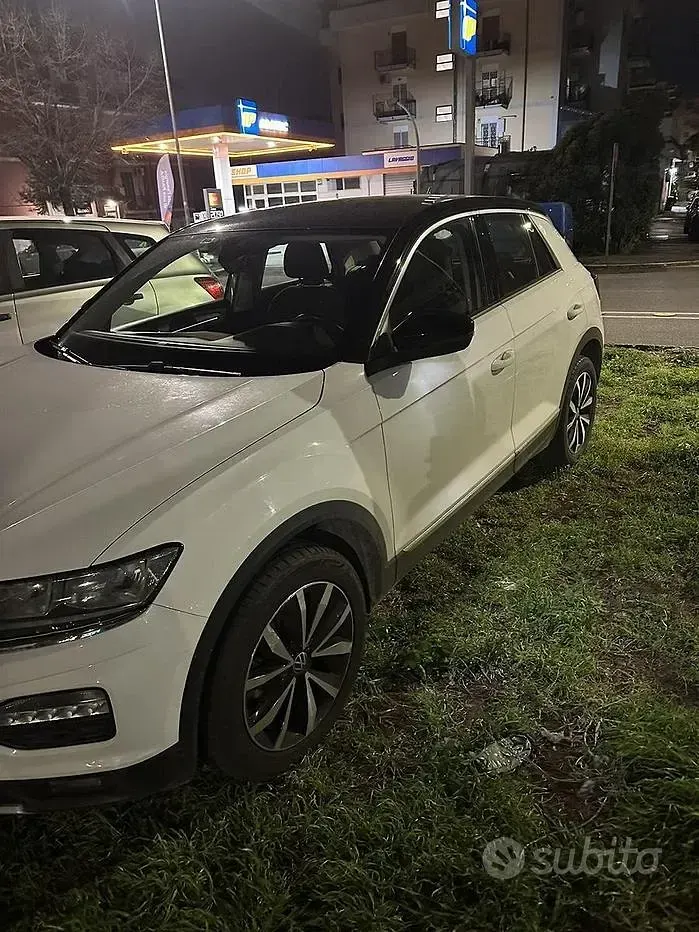 Usata VW T-Roc 116 CV (85 kW) 2020 Bianco SUV