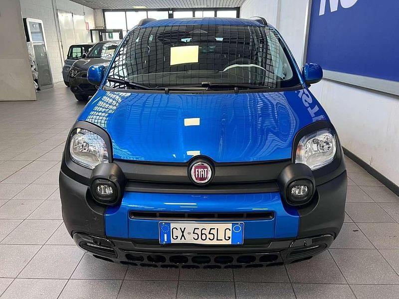 Usata Fiat Panda Cross Cross 69 CV (50 kW) 2025 Blu/azzurro Utilitaria