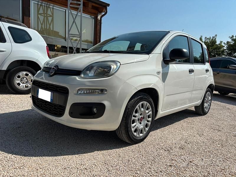 Usata Fiat Panda 69 CV (50 kW) 2019 Bianco Utilitaria