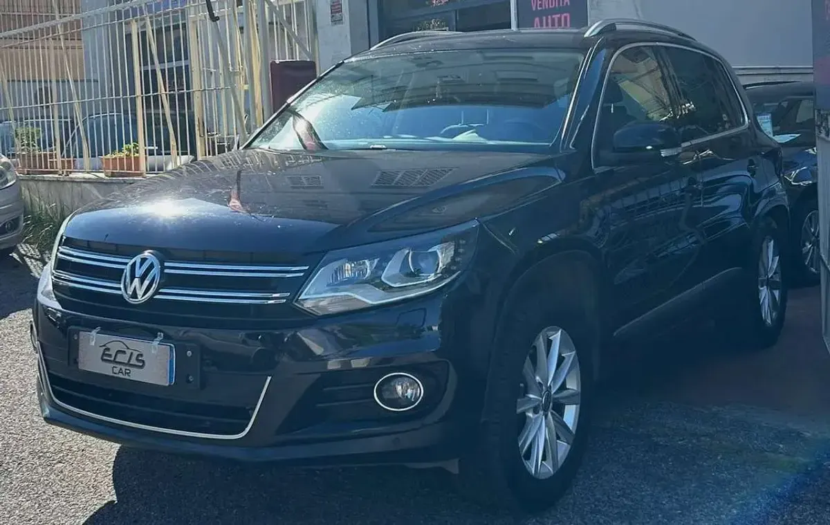 Usata VW Tiguan 140 CV (102 kW) 2012 Nero SUV