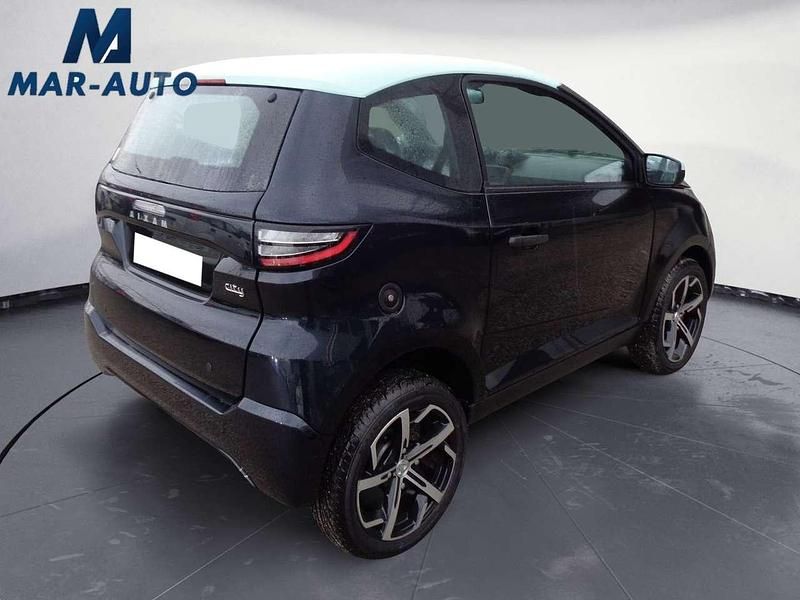 Nuova Aixam City 2026 Nero Utilitaria