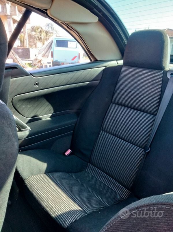 Usata Peugeot 307 CC 109 CV (80 kW) 2005 Grigio Cabrio