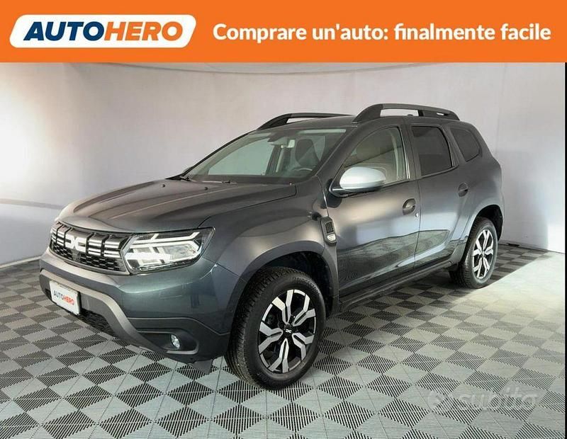 Usata Dacia Duster Journey 116 CV (85 kW) 2023 Grigio SUV