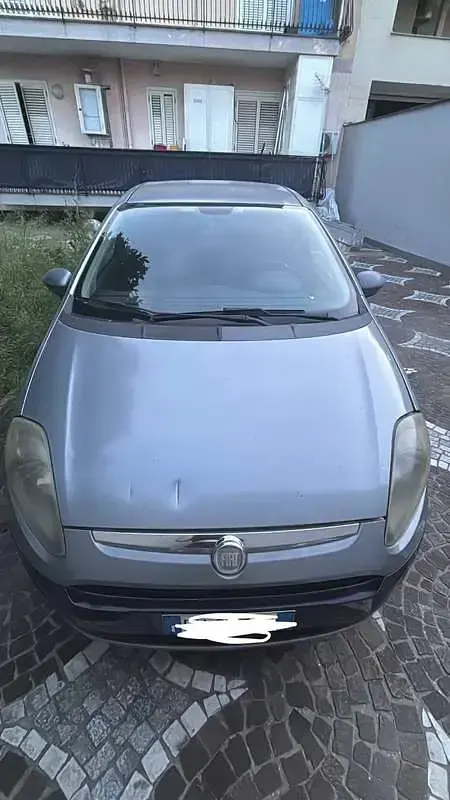 Usata Fiat Punto Evo Dynamic 69 CV (50 kW) 2011 Utilitaria