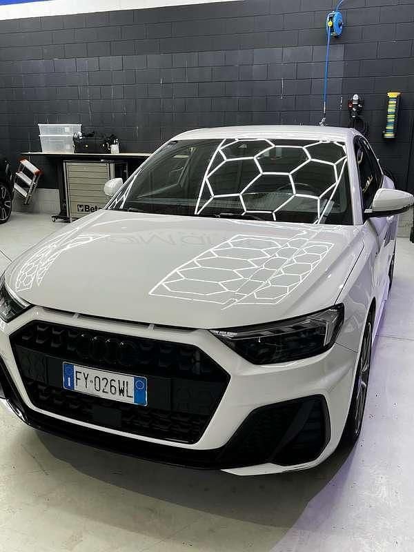 Bianco Usata 2019 Audi A1 Sportback S-Line Due volumi | 16.000 € (Super prezzo) - Immagine 1/4