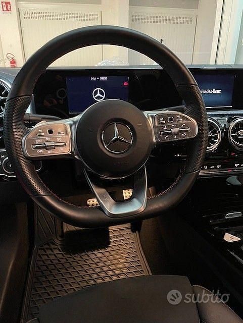 Usata Mercedes CLA180 Premium 2022 Grigio Berlina