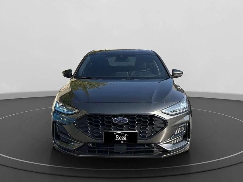 Usata Ford Focus ST-Line 125 CV (91 kW) 2022 Grigio scuro metallizzato Berlina
