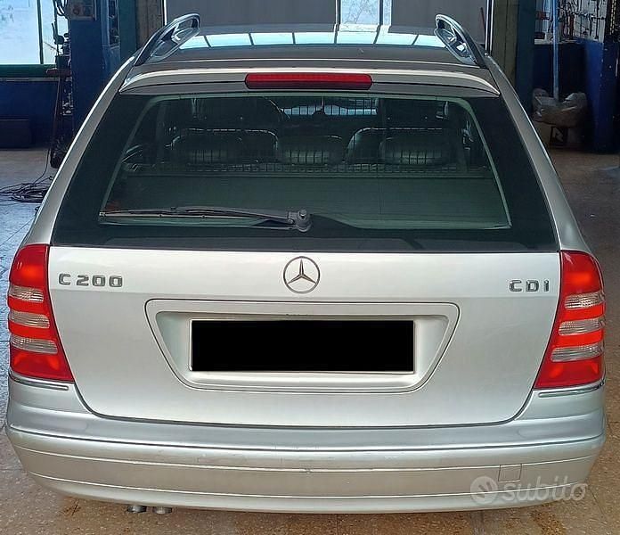 Usata Mercedes C200 Elegance 116 CV (85 kW) 2003 Grigio Station wagon