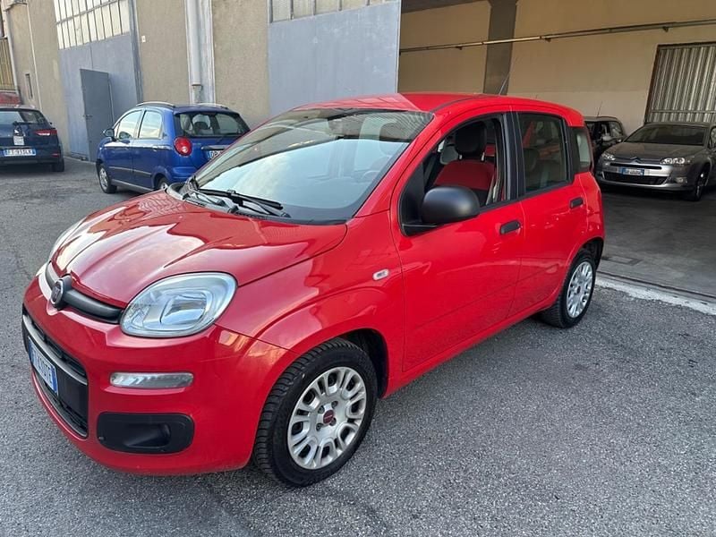 Usata Fiat Panda Lounge 95 CV (69 kW) 2018 Nero Utilitaria