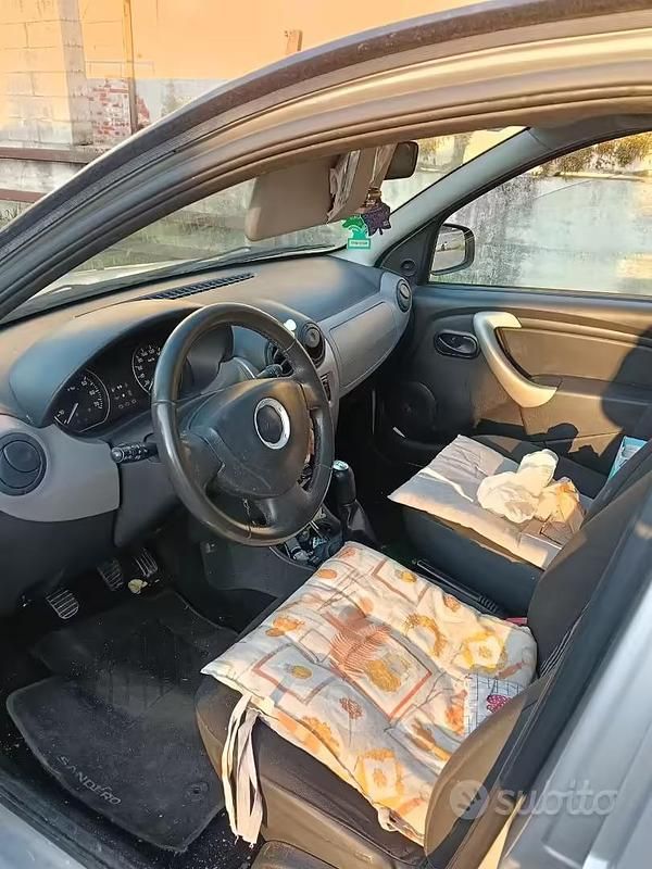 Usata Dacia Sandero 2009 Grigio Utilitaria