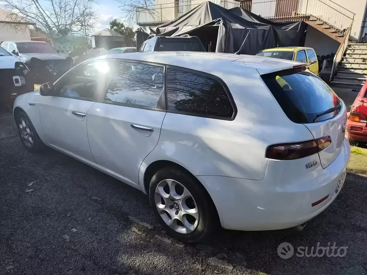 Usata Alfa Romeo 159 170 CV (125 kW) 2011 Bianco Station wagon