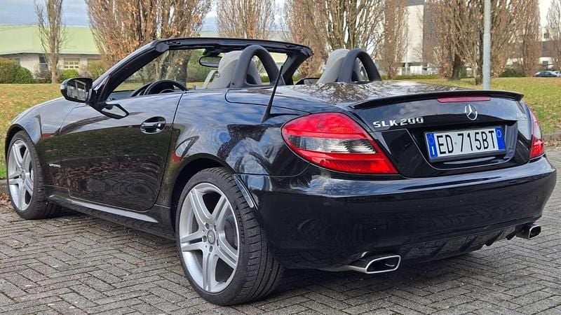Usata Mercedes SLK200 184 CV (135 kW) 2010 Nero Cabrio
