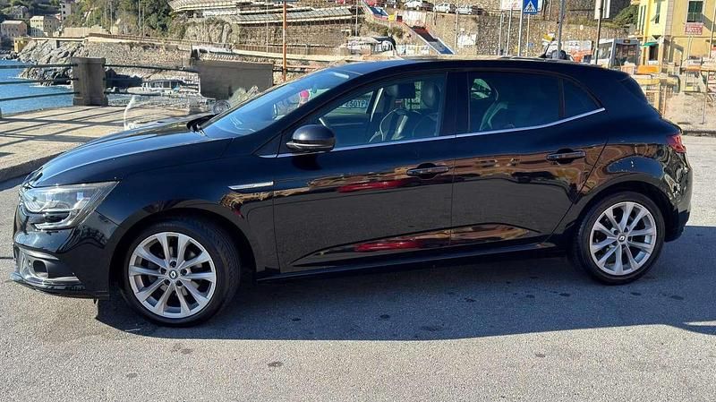 Usata Renault Mégane IV Intens 110 CV (80 kW) 2017 Nero Berlina