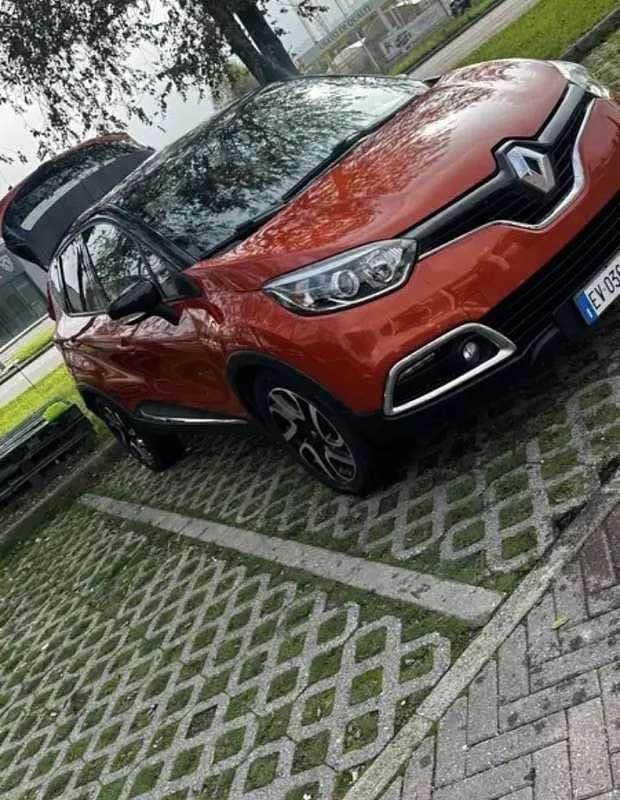 Usata Renault Captur 90 CV (66 kW) 2014 SUV