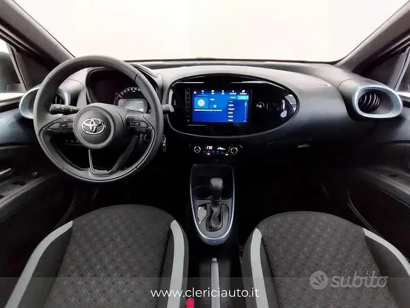Nuova Toyota Aygo X Trend 72 CV (52 kW) 2025 Grigio SUV