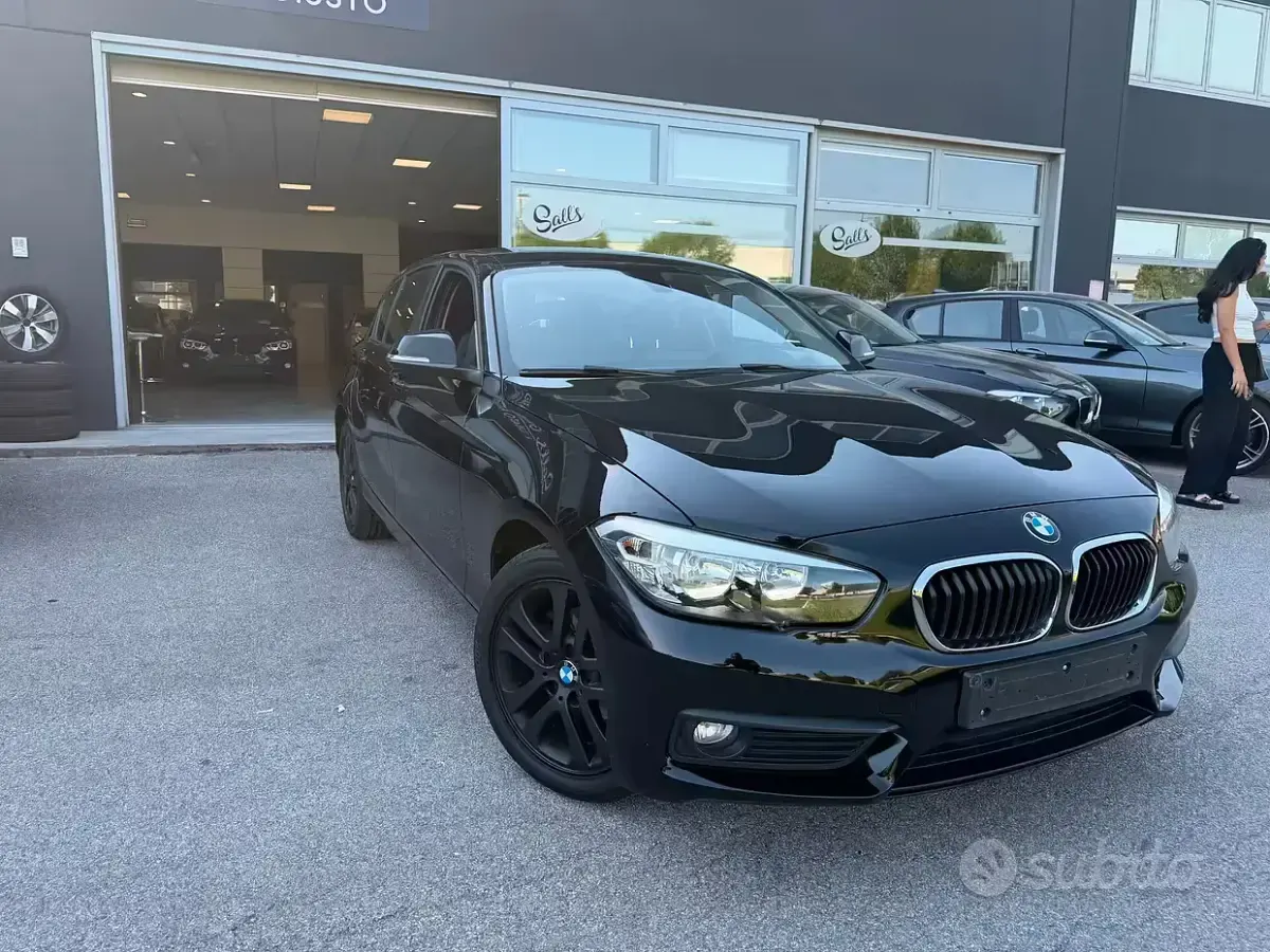 Usata BMW 116 Sport Line 109 CV (80 kW) 2016 Nero Utilitaria