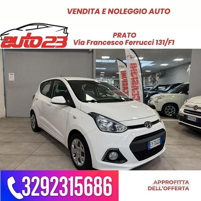 Usata Hyundai i10 67 CV (49 kW) 2015 Bianco Utilitaria