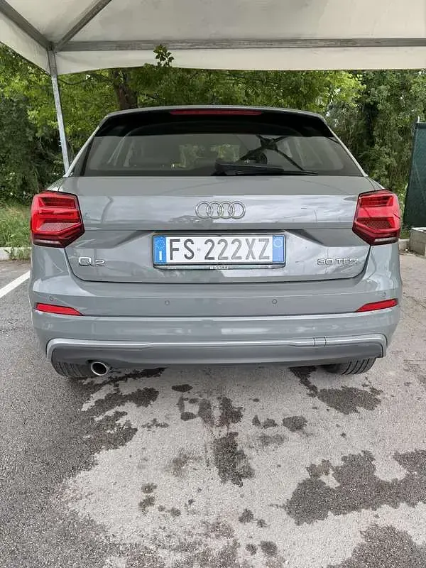 Usata Audi Q2 S-Line 116 CV (85 kW) 2018 Grigio SUV