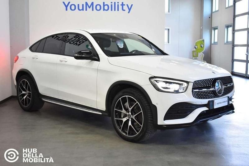 Usata Mercedes GLC300 Premium 245 CV (180 kW) 2022 Bianco Coupé