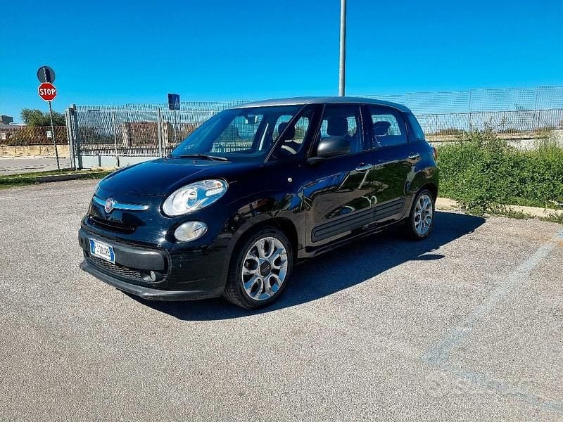 Usata Fiat 500L Pop Star 95 CV (69 kW) 2017 Nero Monovolume