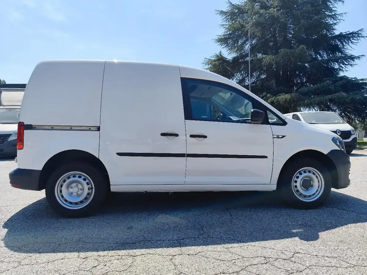 Usata VW Caddy 2020 Bianco Monovolume